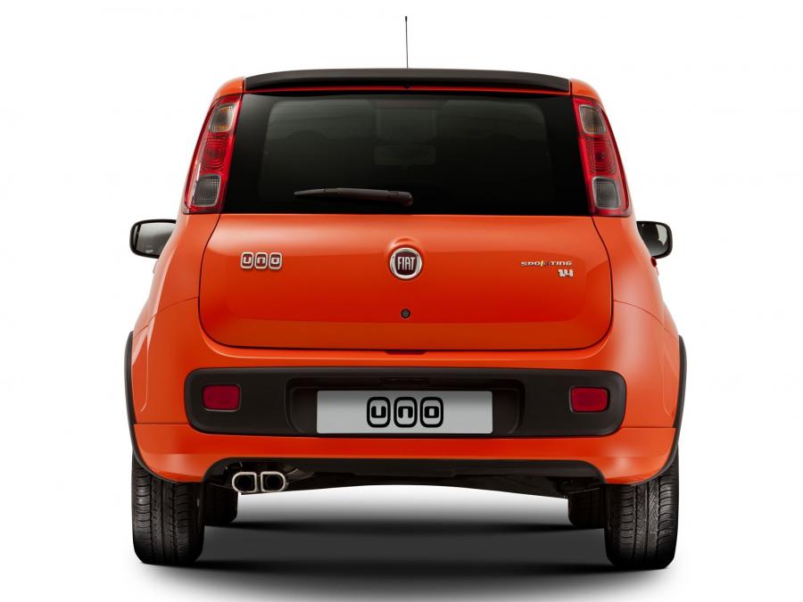  Fiat Uno Sporting 5-Door 2010 года  (фото 7 из 12)